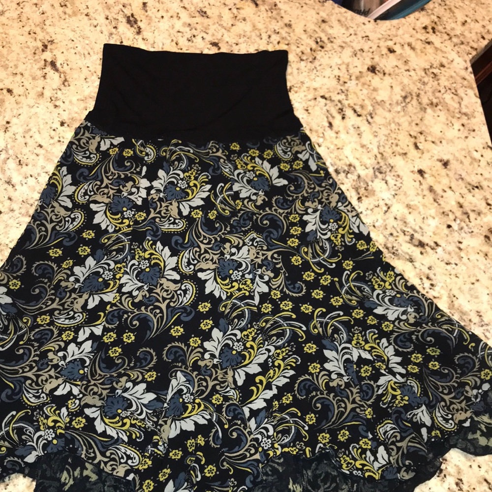 Maternity skirt